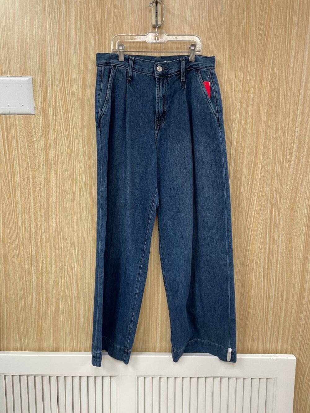 Old Navy Extra High-Rise Wide Leg Jeans Size 2